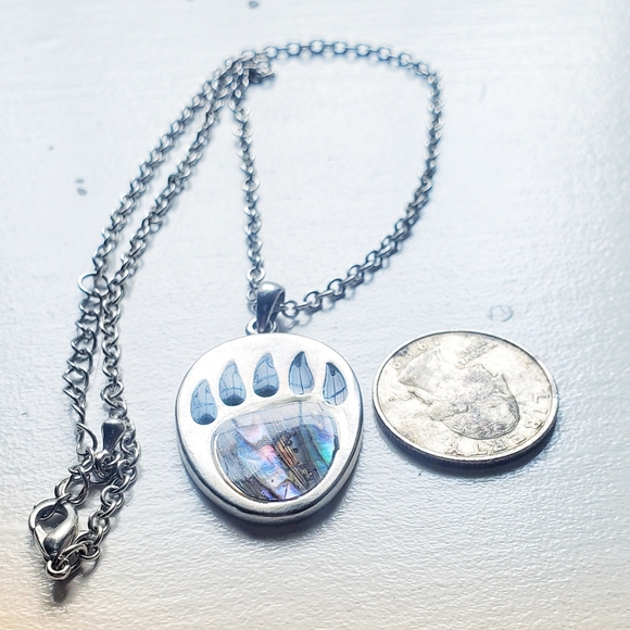 Cute Bear Claw pendant necklace - Picture 3 of 4
